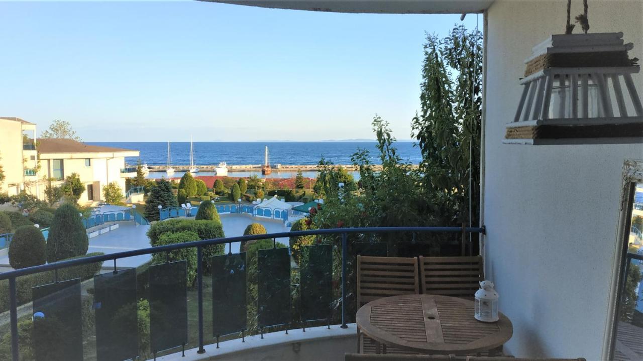 Baratero Vlas Marina Apartment Sveti Vlas Esterno foto