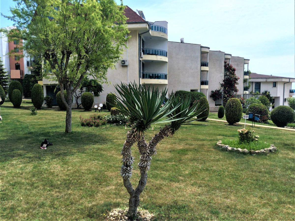 Baratero Vlas Marina Apartment Sveti Vlas Esterno foto