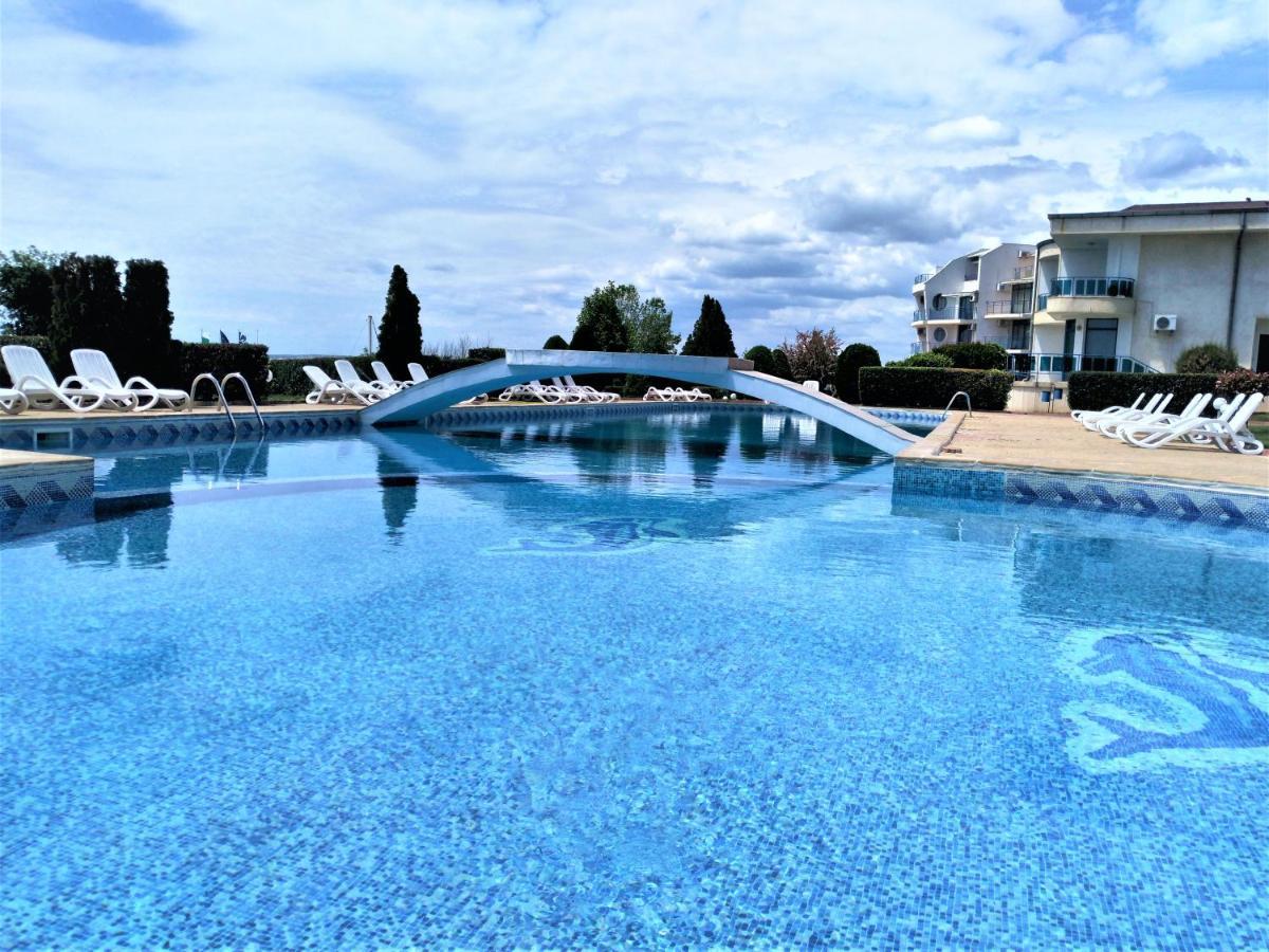 Baratero Vlas Marina Apartment Sveti Vlas Esterno foto