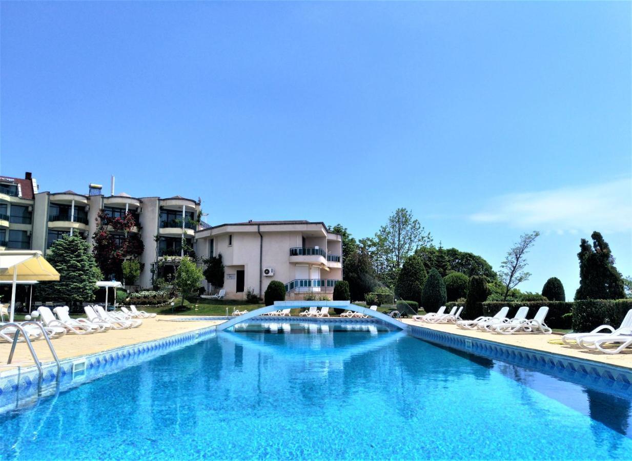 Baratero Vlas Marina Apartment Sveti Vlas Esterno foto