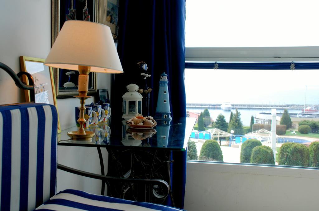 Baratero Vlas Marina Apartment Sveti Vlas Esterno foto